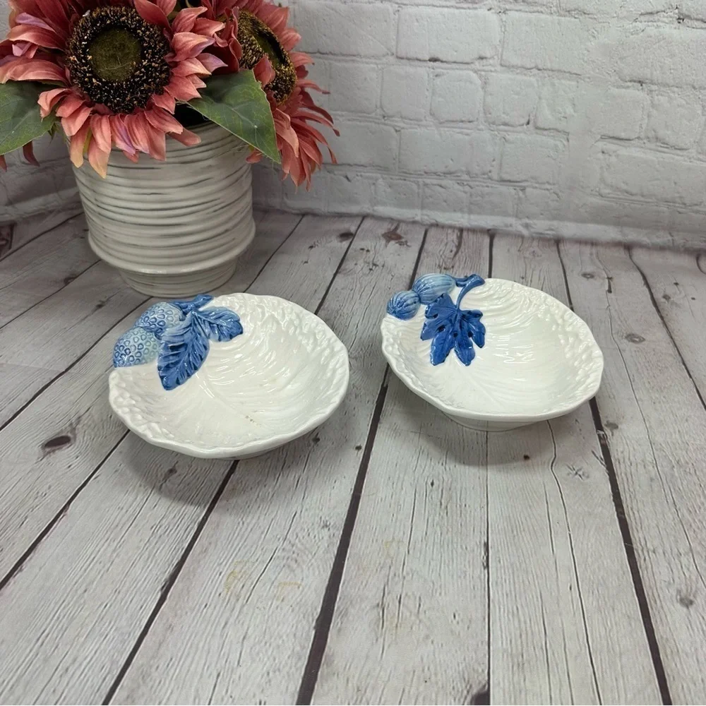 White and Blue Decorative Bowls made in italy figs strawberry